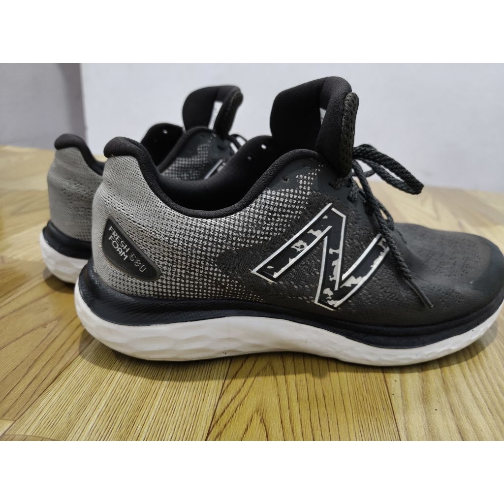Sepatu Lari New Balance FF 680 V7 (M680NB7) ORIGINAL 100%/ SECOND RASA BARU