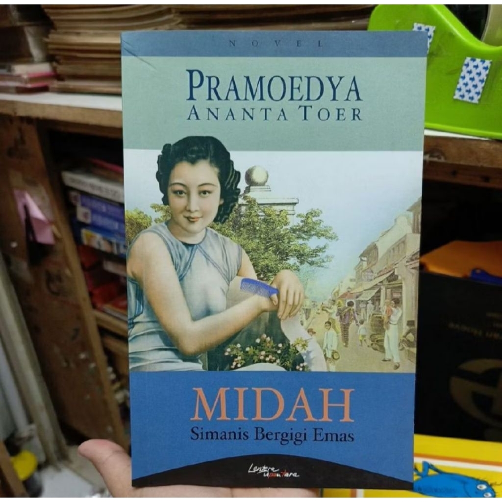 MIDAH si manis bergigi emas - Pramoedya Ananta