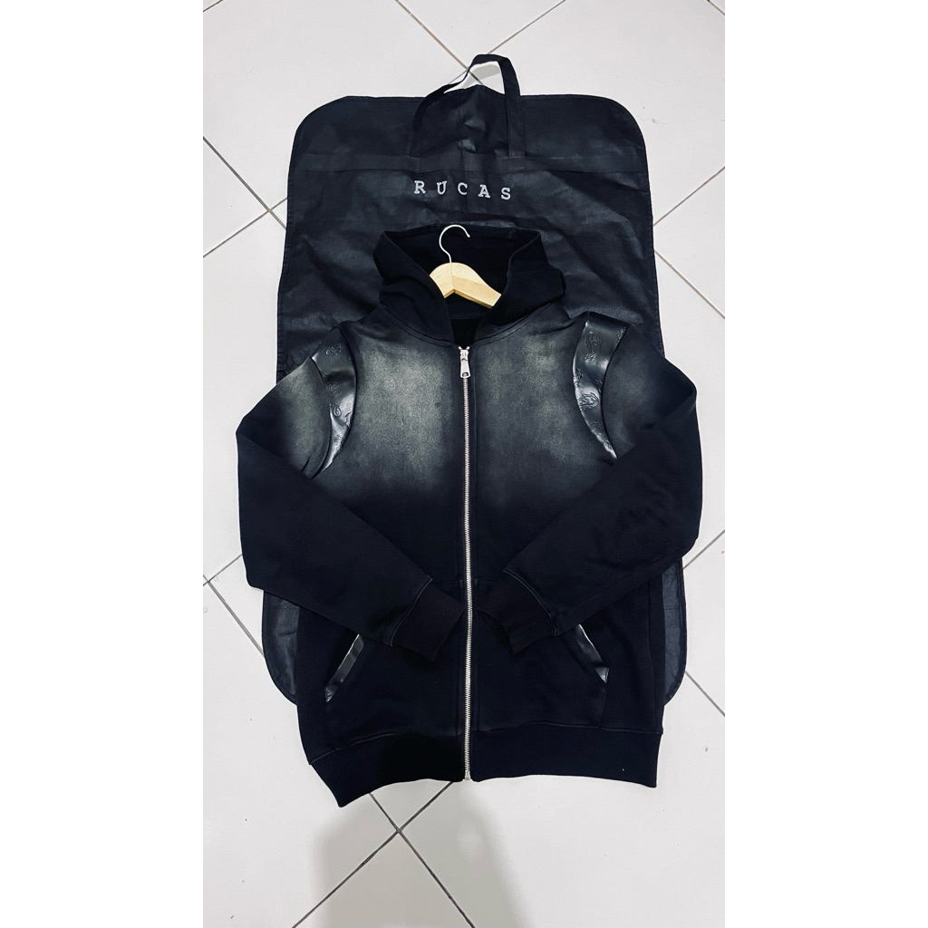 ZIP RUCAS BIMO V2