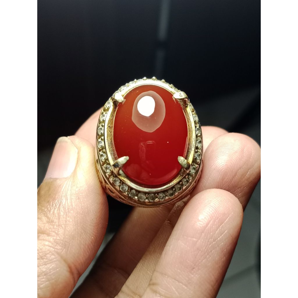 batu obi bacan merah