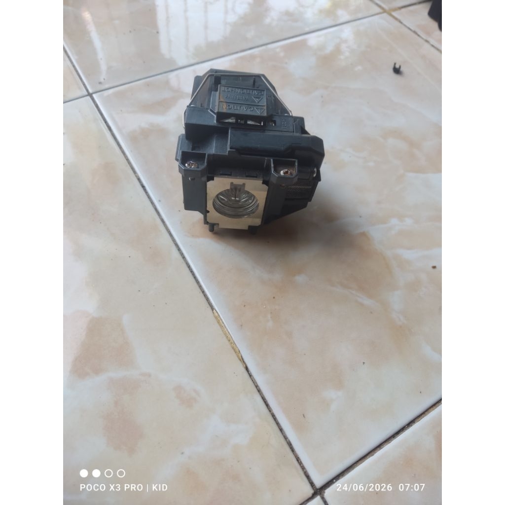 lampu proyektor epson eb x12