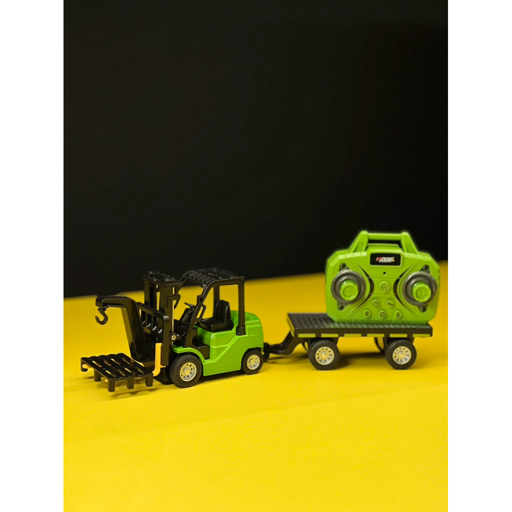 RC Forklift Trailer Cargo Full Propo 1:64