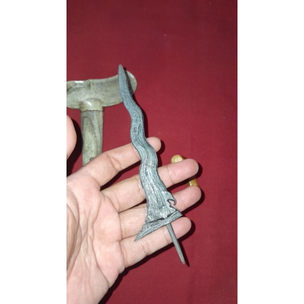keris pandowo lare