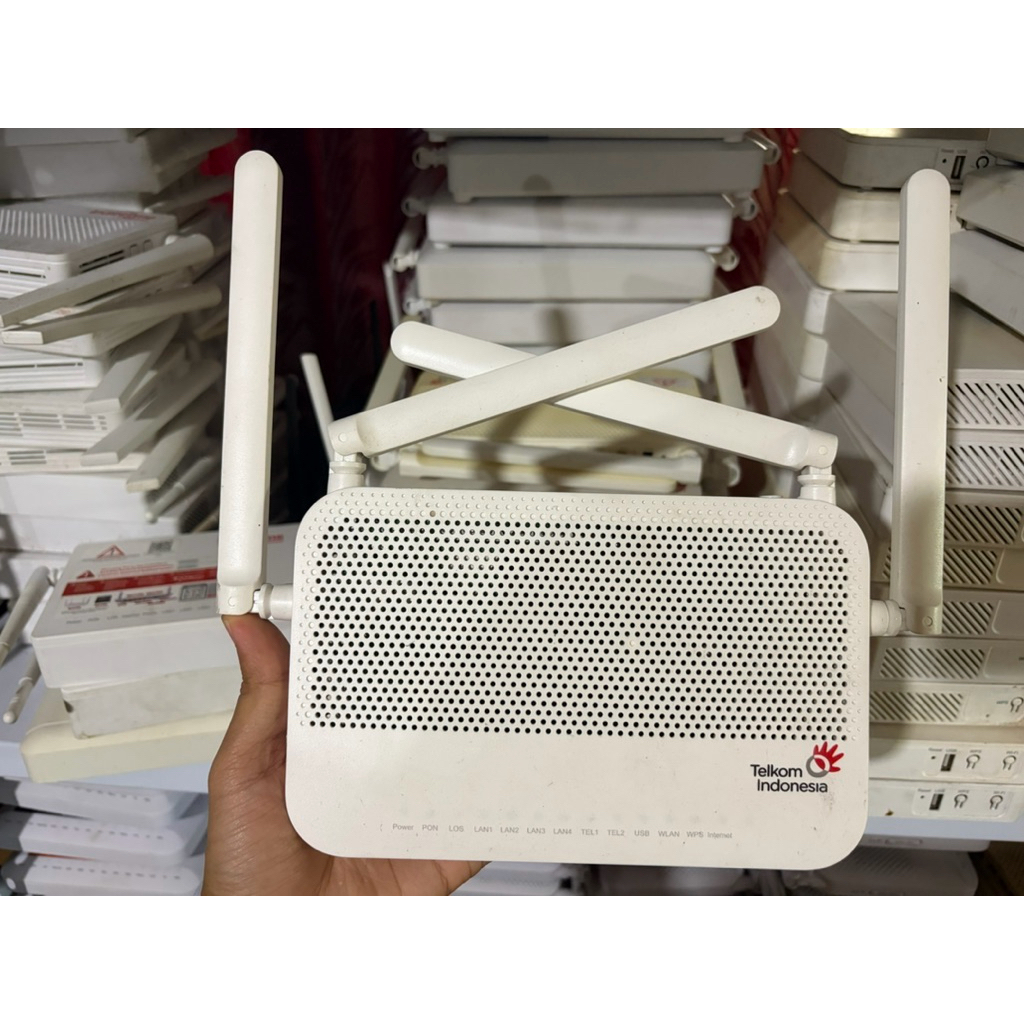 Ont Huawei Premium 4 antena  Hg8245W5-6T dualband Gpon desktop