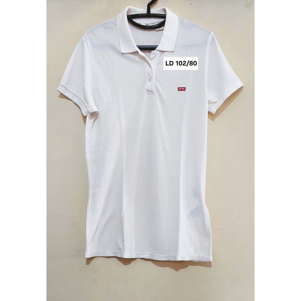Preloved kaos wanita LEVIS putih size M fit L