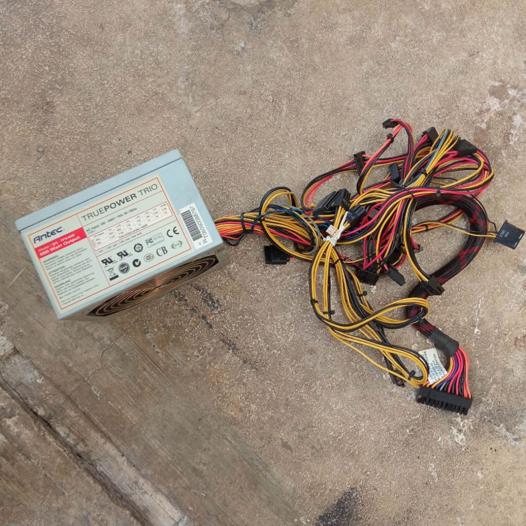PSU Antec TRUEPOWER TRIO 650W