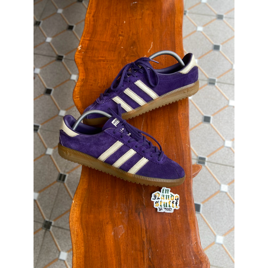 spatu futsal
