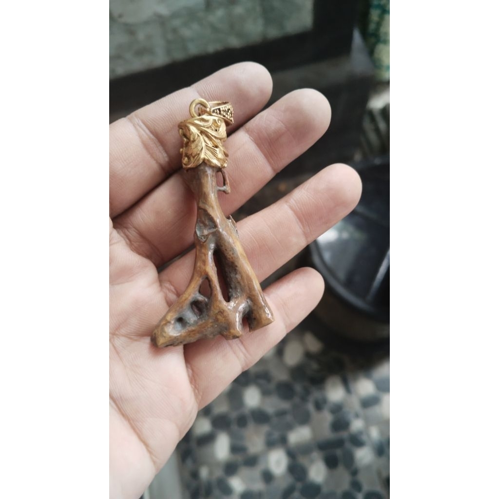 liontin sadi mas segara