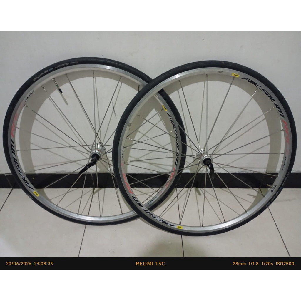 wheelset mavic aksium race