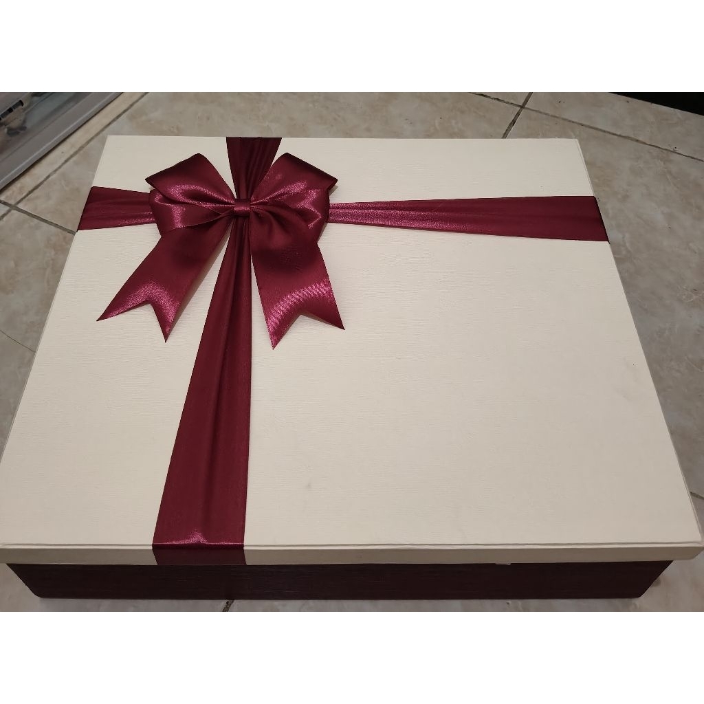 kado /box kado ultah/bridesmaid/box premium