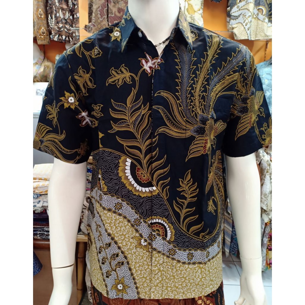 Toko bakul batik