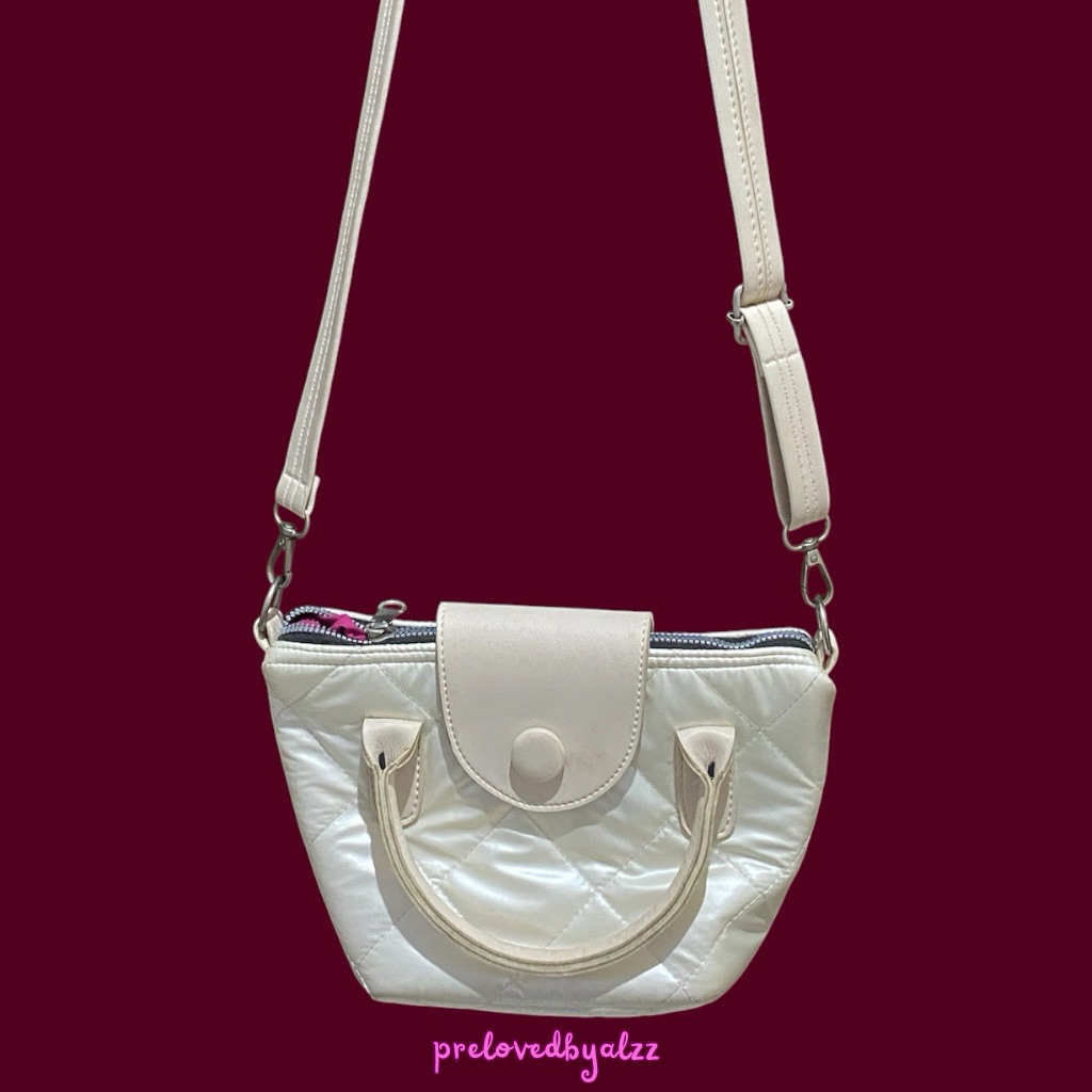 [PRELOVED] Mini Quilted Hand Bag Cream