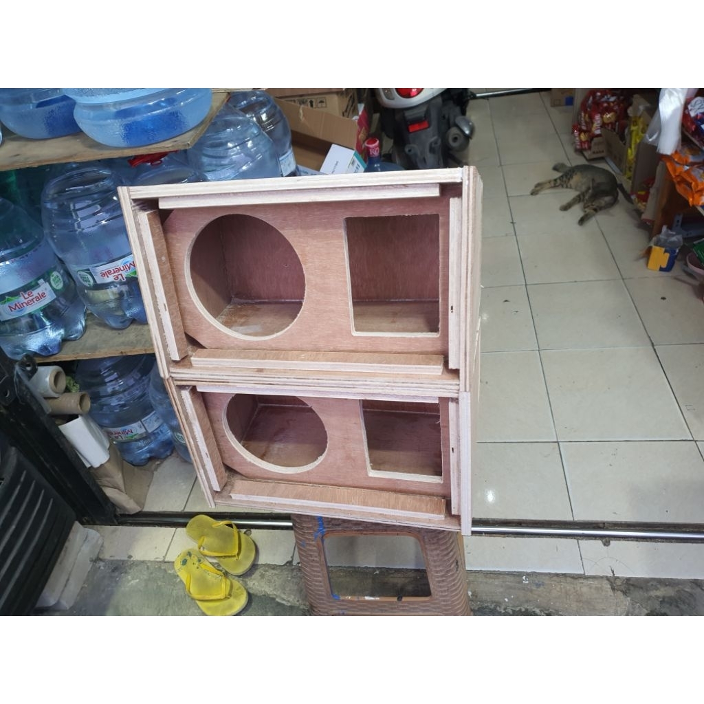 Box array 8 inch
