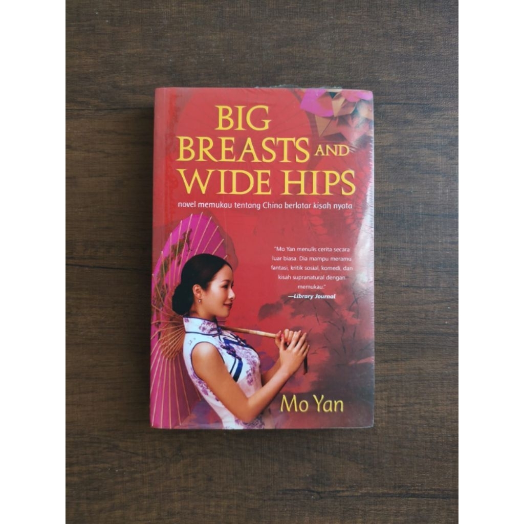 Big Breasts and Wide Hips - Mo Yan