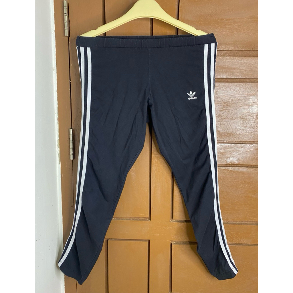 Preloved Celana Adidas Olahraga Wanita