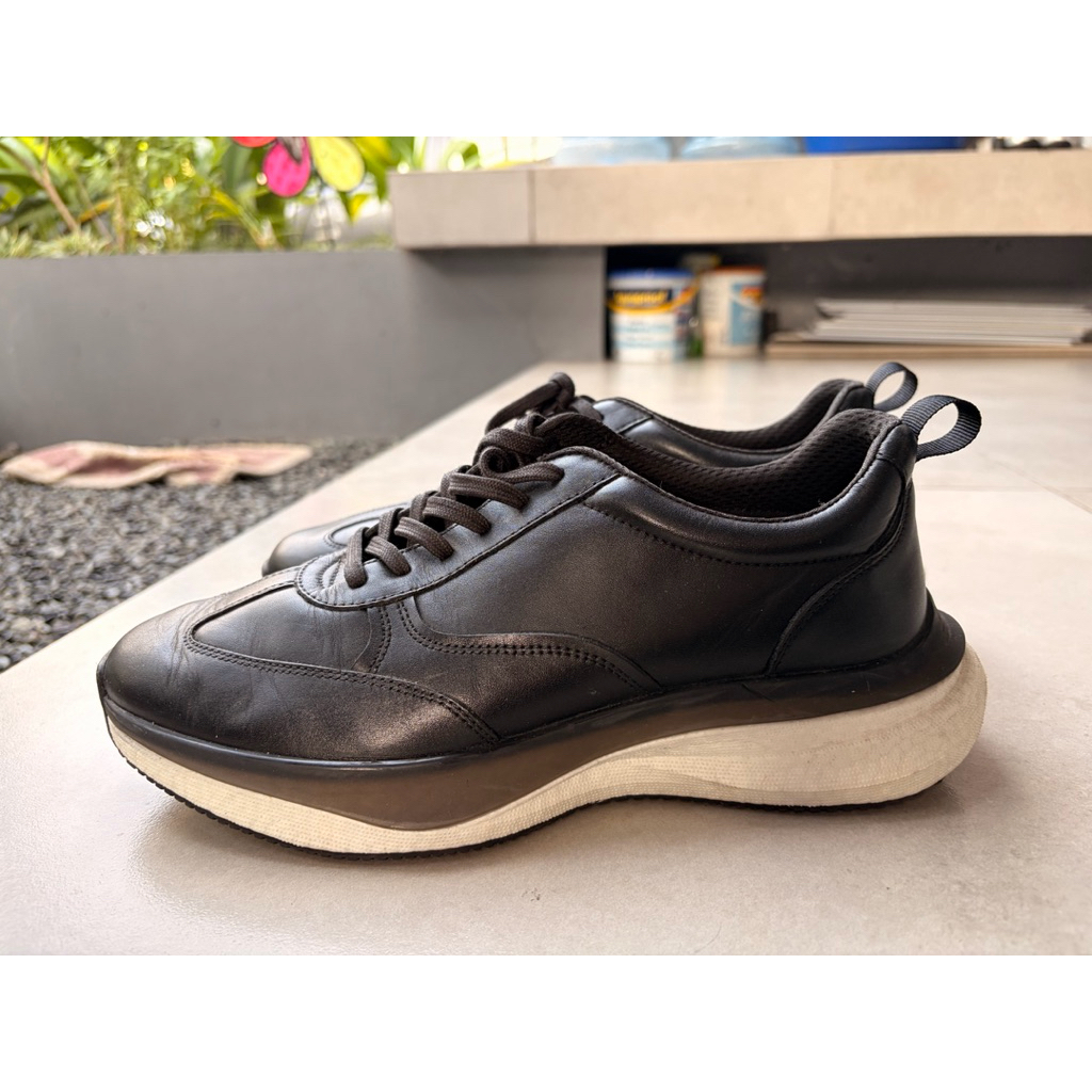 Sepatu Kulit Prabu