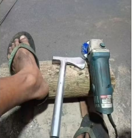 Kapak Palu 2 Fungsi Serbaguna Gagang Pipa Anti Copot - Kapak Serbaguna Sepuhan