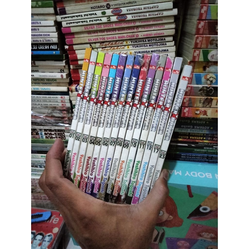 komik Hunter x Hunter set