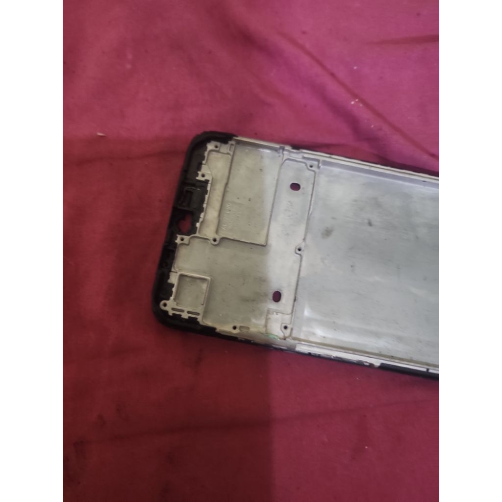 Realme C11 Frame Lcd / tatakan Lcd Copotan