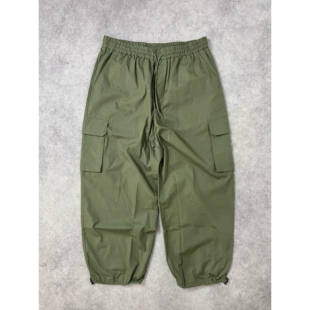 GU ballon wide leg cargo pants