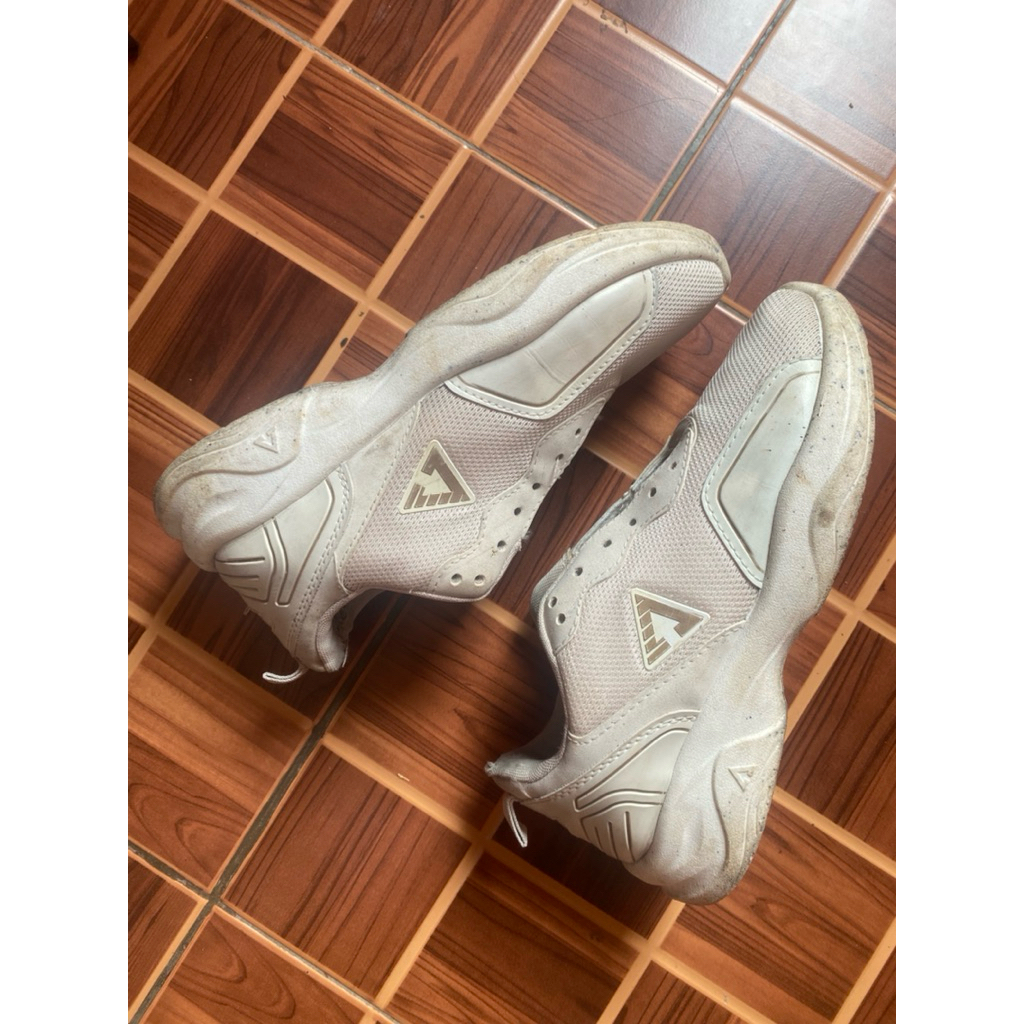 preloved sepatu aerostreet