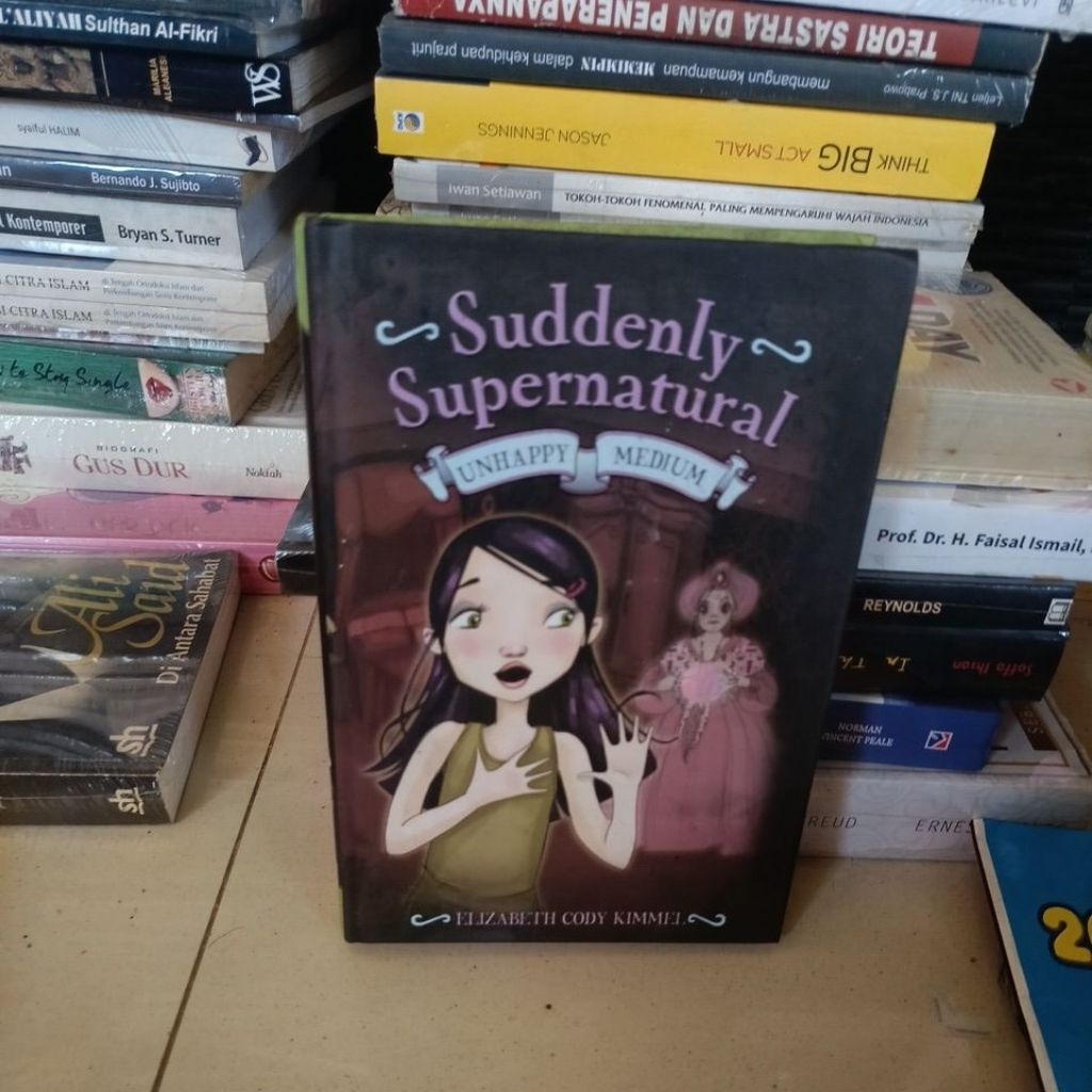 NOVEL SUDDENLY SUPERNATURAL.ORIGINAL