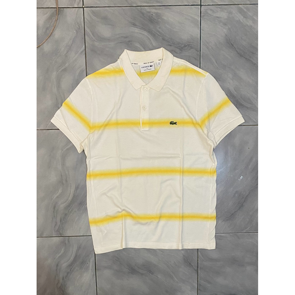 kaos kerah poloshirt polo atasan laki laki lacoste putih salur garis strip kuning putih second
