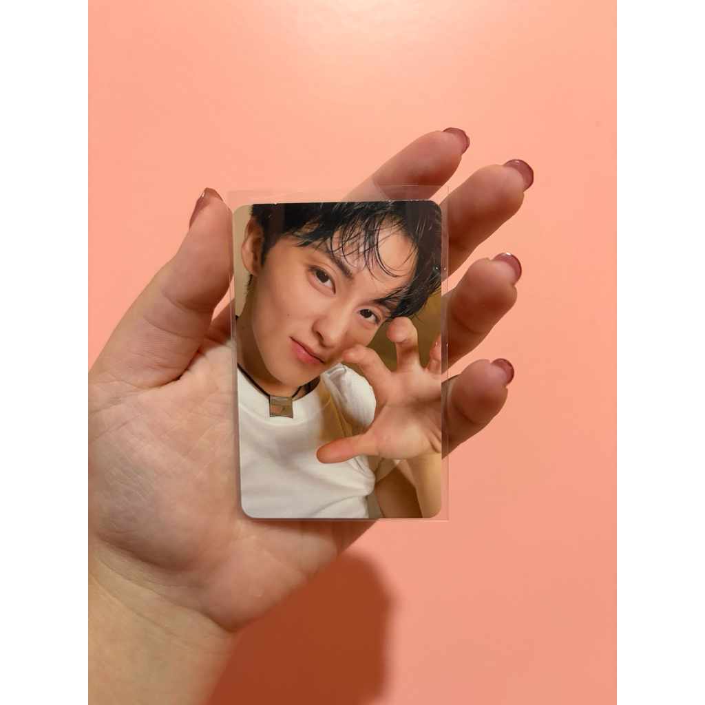 PHOTOCARD MARK OFFICIAL MARK MAUNG