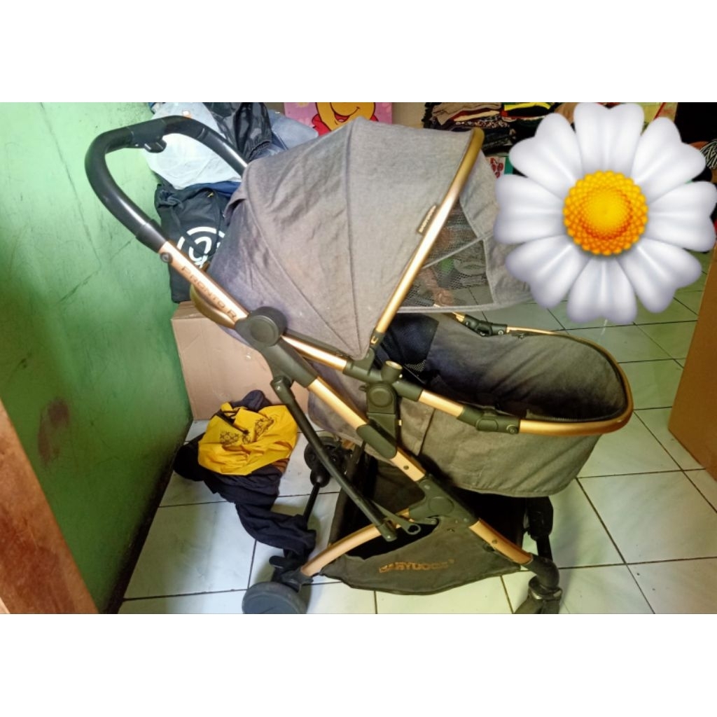Preloved Stroller Babydoes