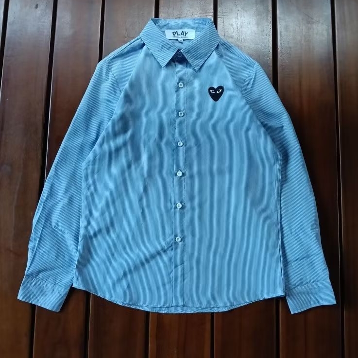 Kemeja Stripe Play CDG