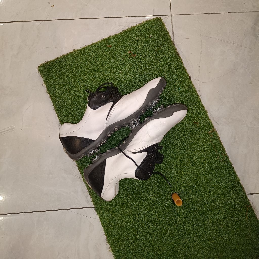 Sepatu Golf FootJoy Second Mulus