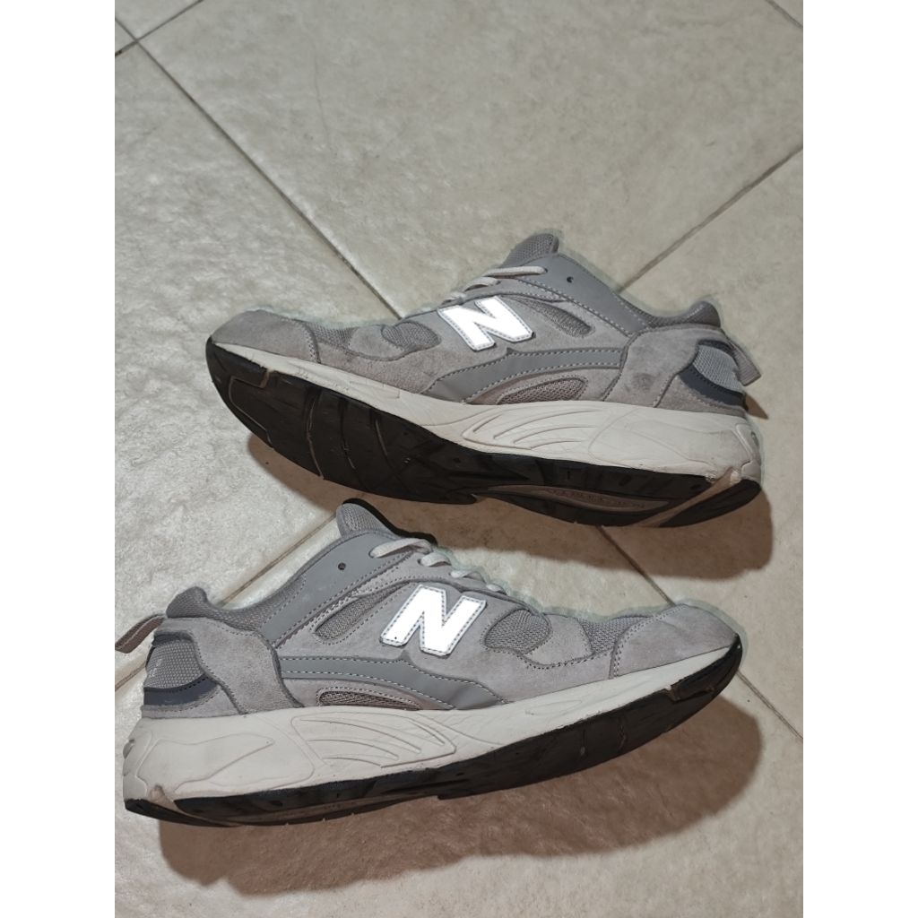 New Balance 878 grey