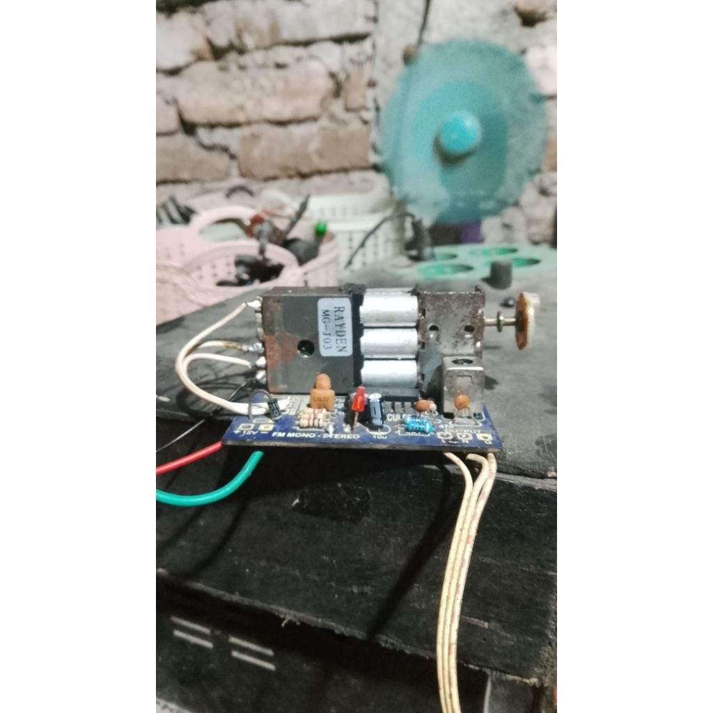 kit tuner fm mono nyala normal siap naik psu