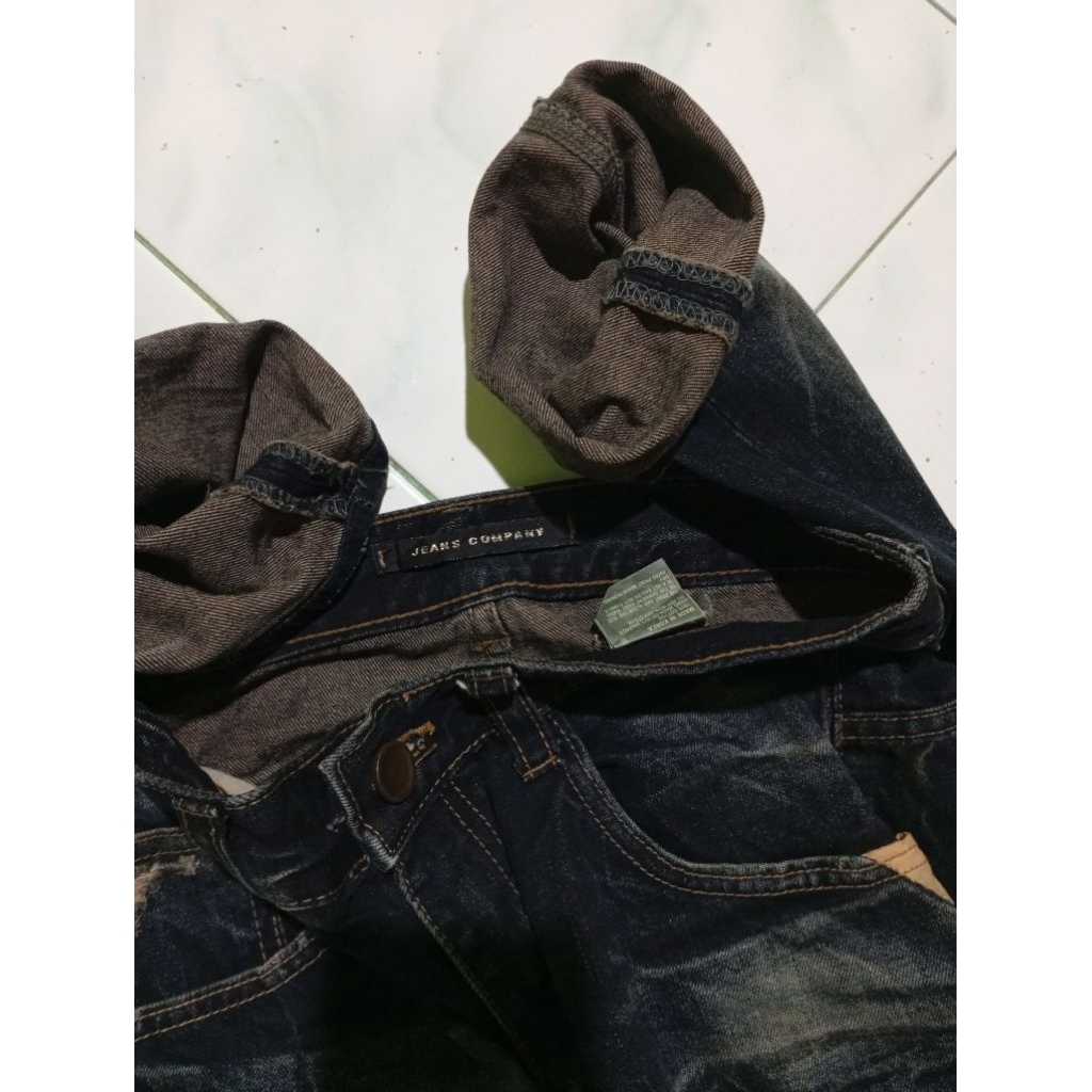 jeans feding