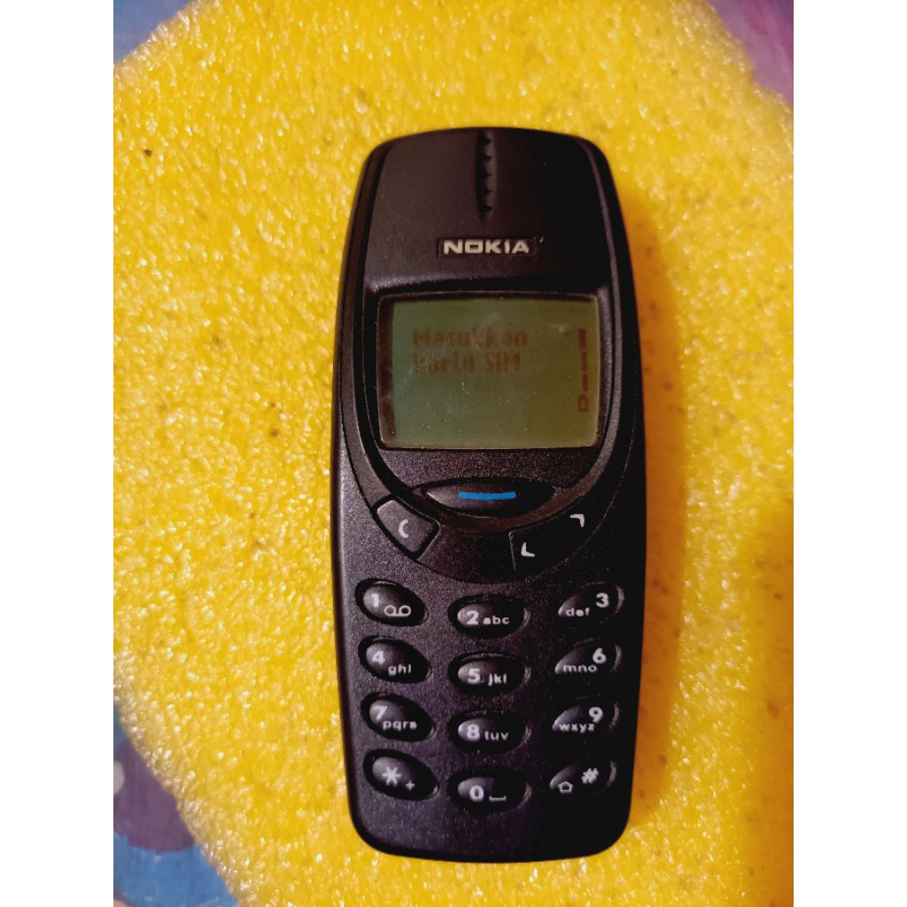 Hp jadul Nokia 3330 persis sama Nokia 3310 3315