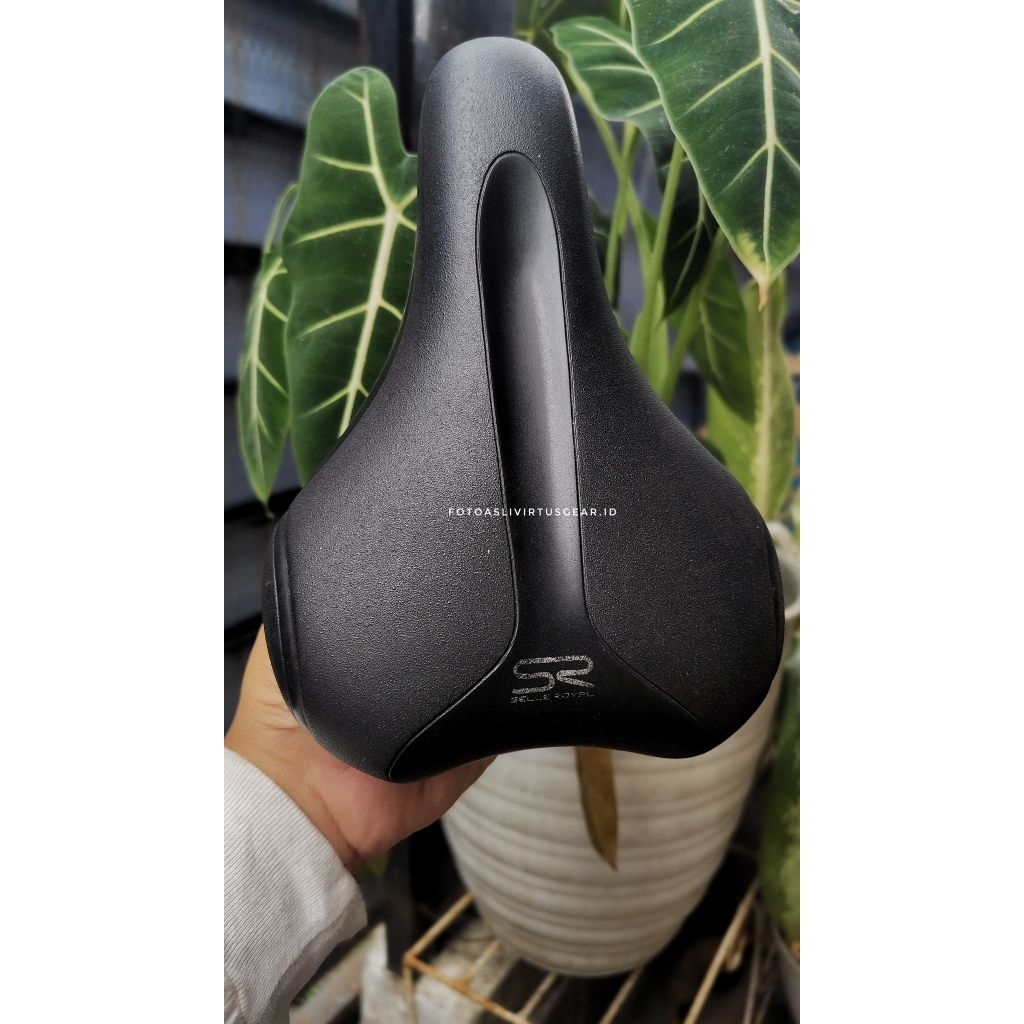 Sadel Jok sepeda selle royal NOS Dimensi kecil