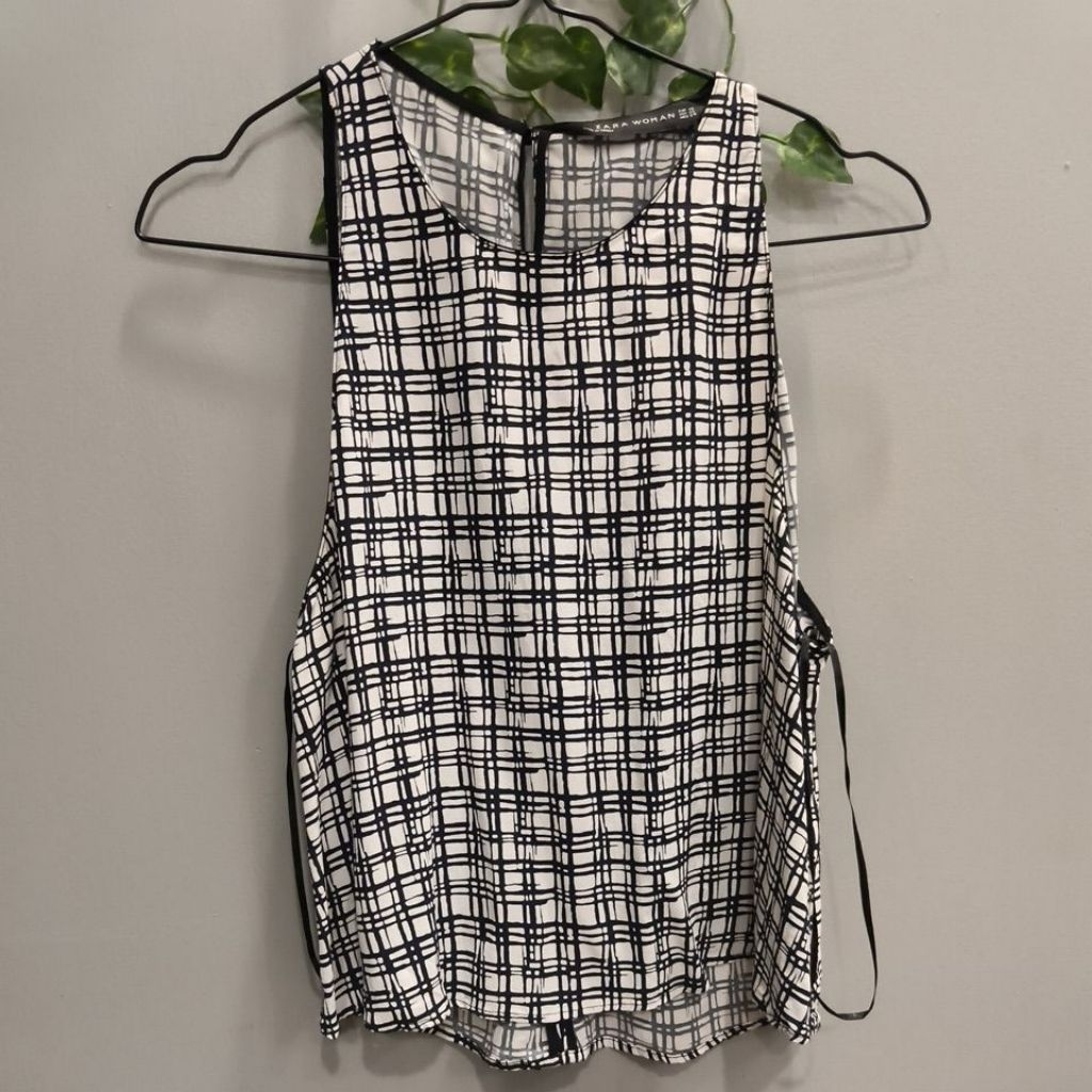 atasan tank top semi crop top zara* prelovd