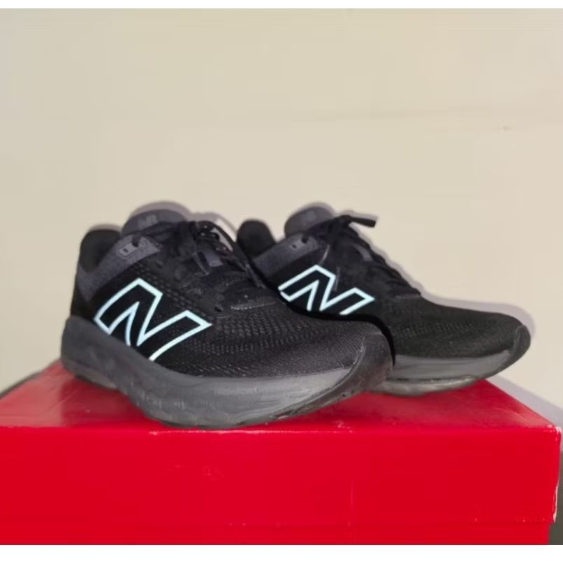 New Balance 860 v14 Black Original 42
