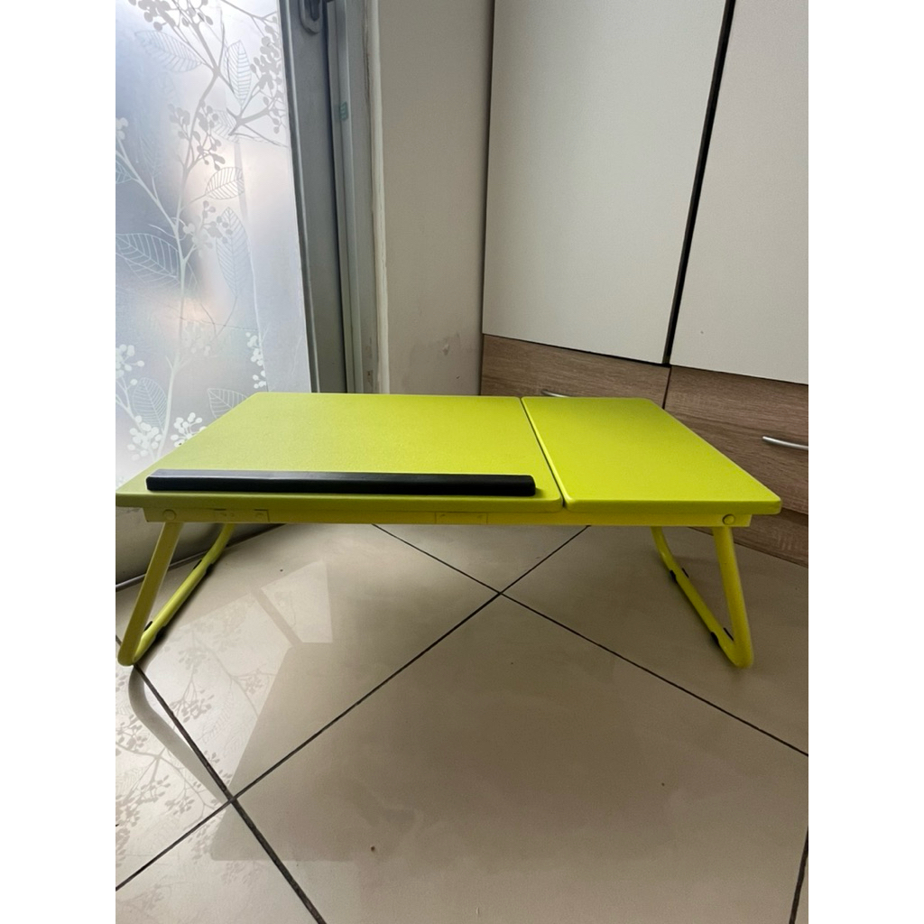 Preloved Azko Meja laptop portable warna hijau