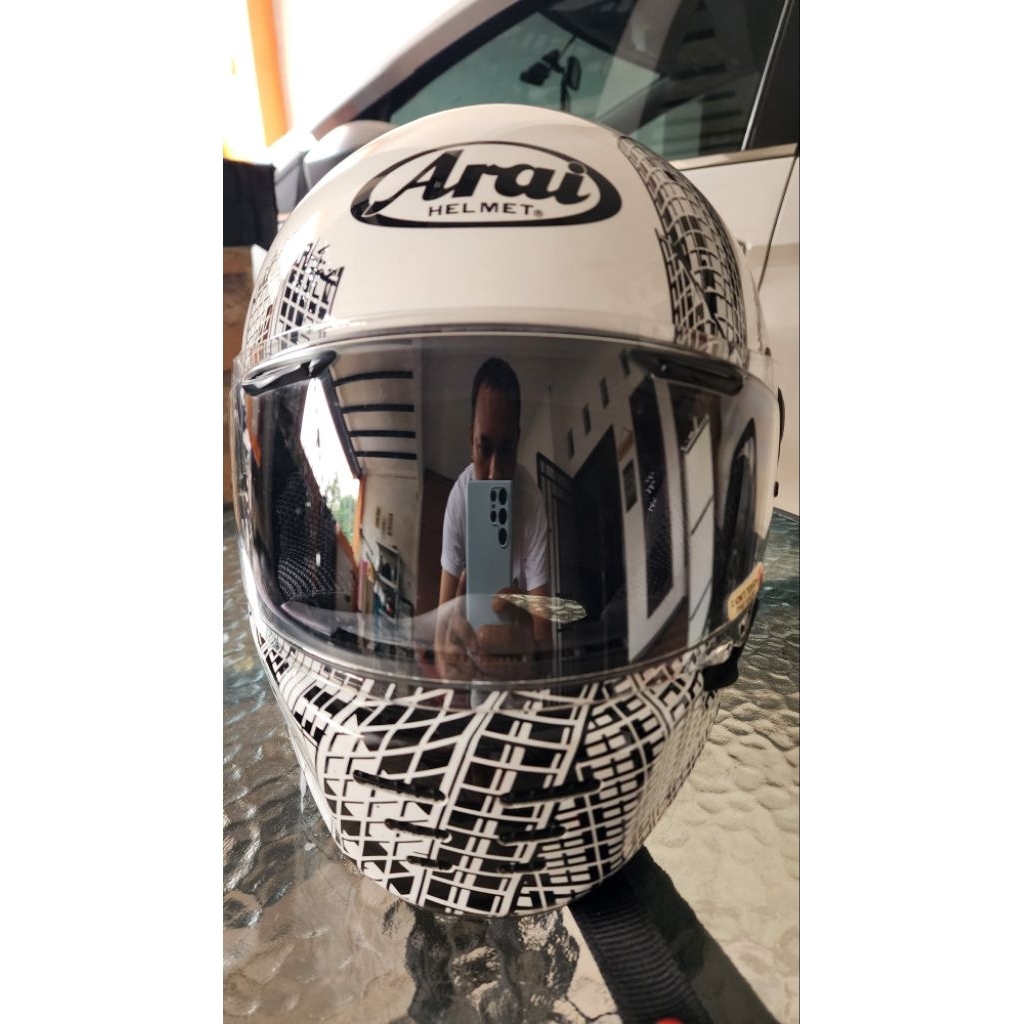 helm arai rapide neo