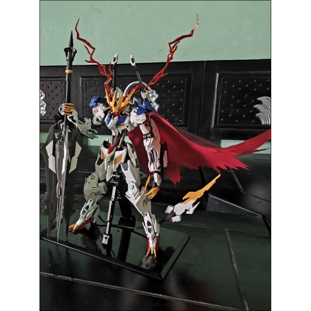 Logar skala PG 1/60 Gundam Barbatos