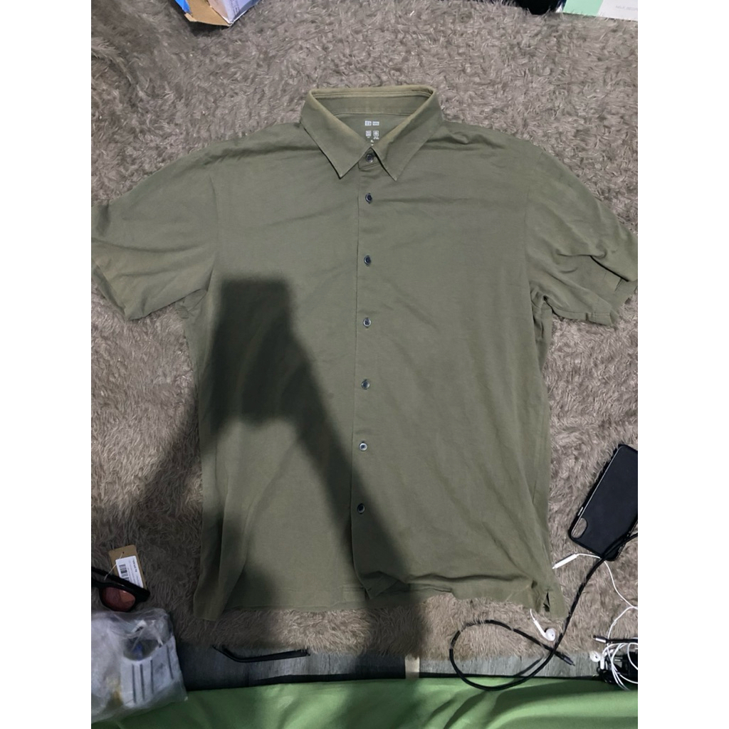 kemeja uniqlo airism hijau