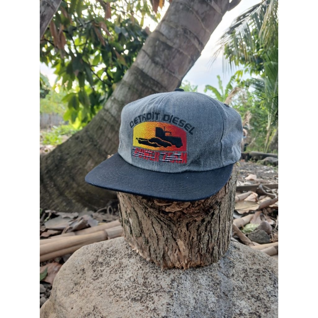 Vintage K Product Detroit Diesel Snapback Hat
