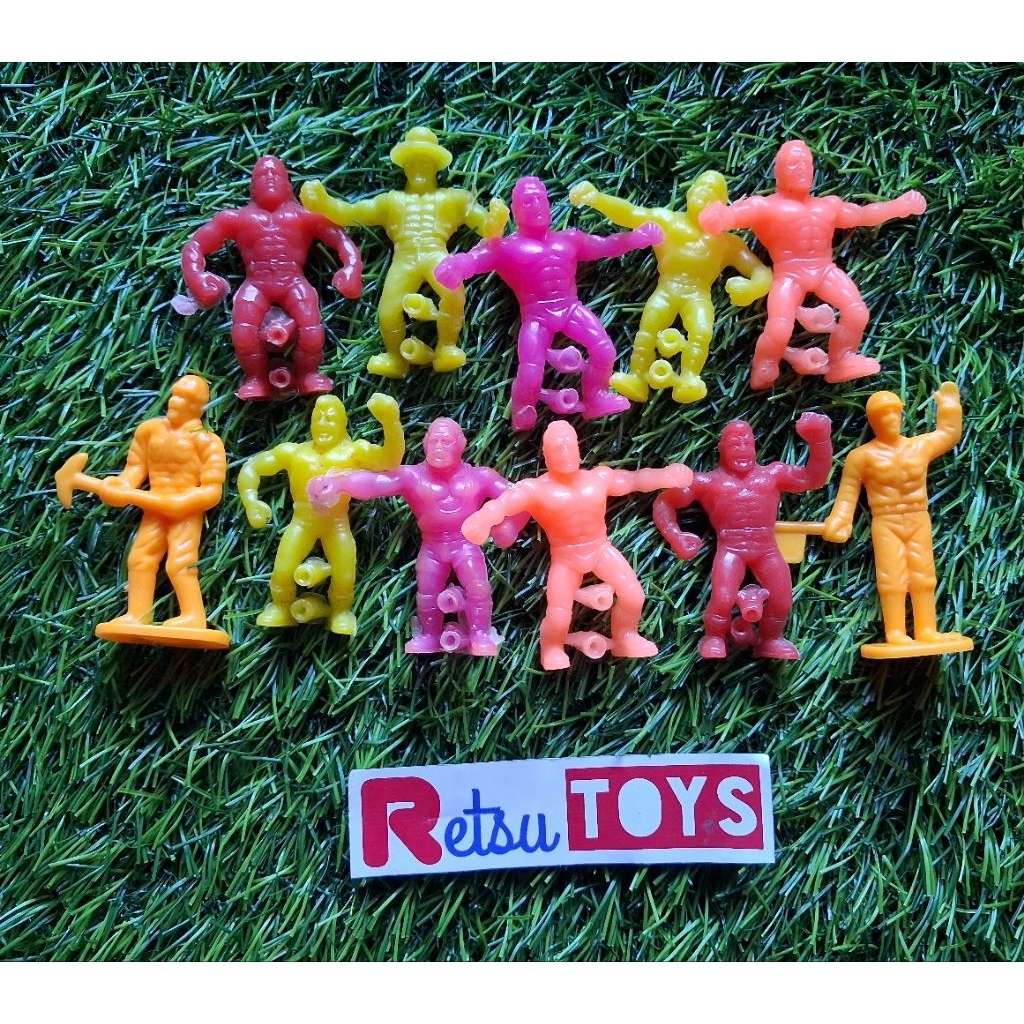Figure Koboy Jadul