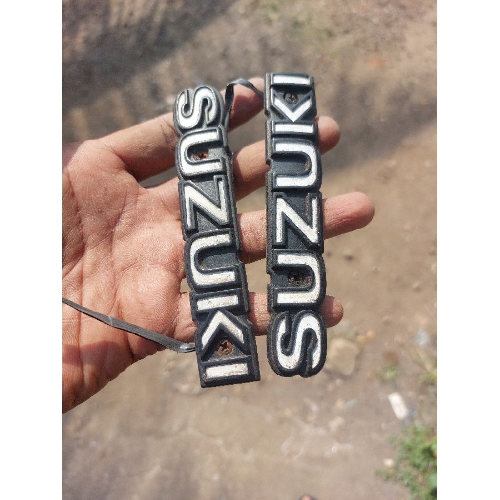 Emblem Tangki Tengki RC 80 Rc100 Original