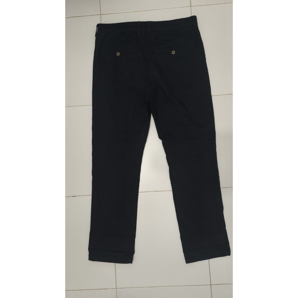 Celana Chino Cole Warna Hitam