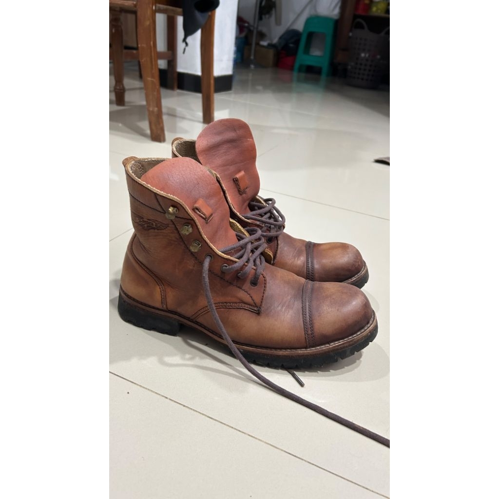 Sepatu Boot Pria Coklat bukan redwing bukan thorogood Size 43 Preloved Sol Tebal Second Berkualitas