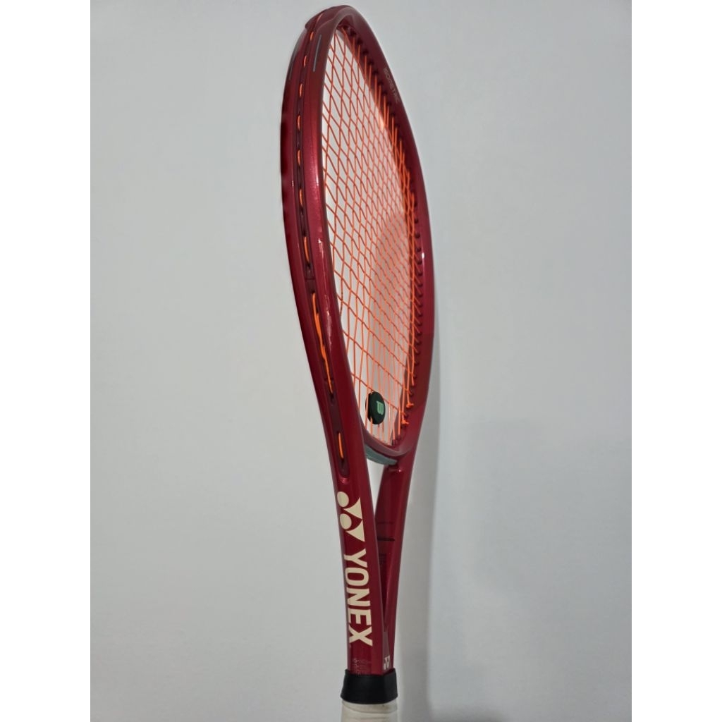 Reket Tenis / Tennis Yonex Vcore Red Ruby 100 2026