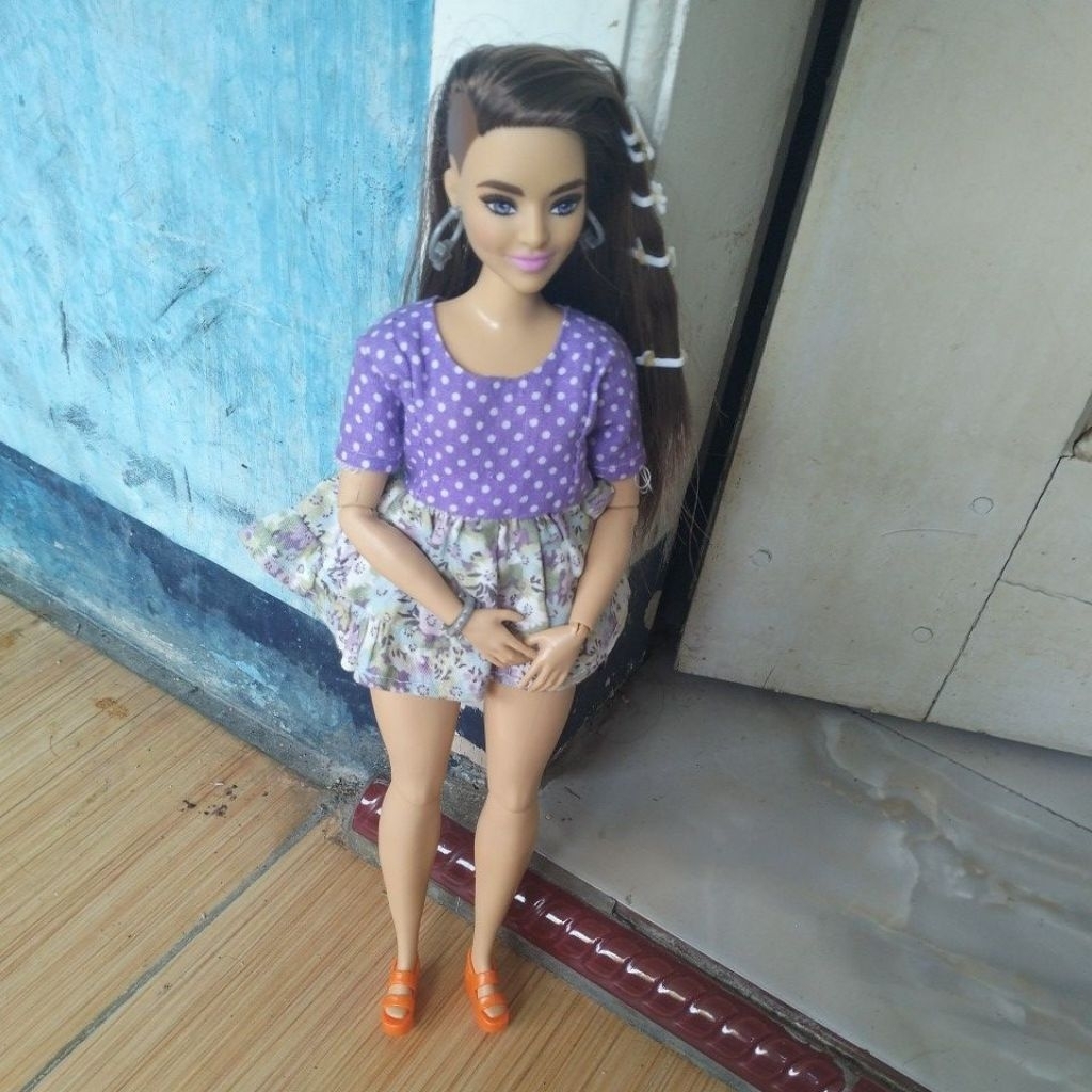 Barbie Extra