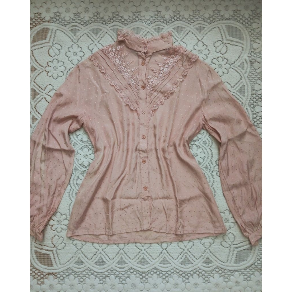 preloved atasan wanita/kemeja wanita/thrift by meraki_